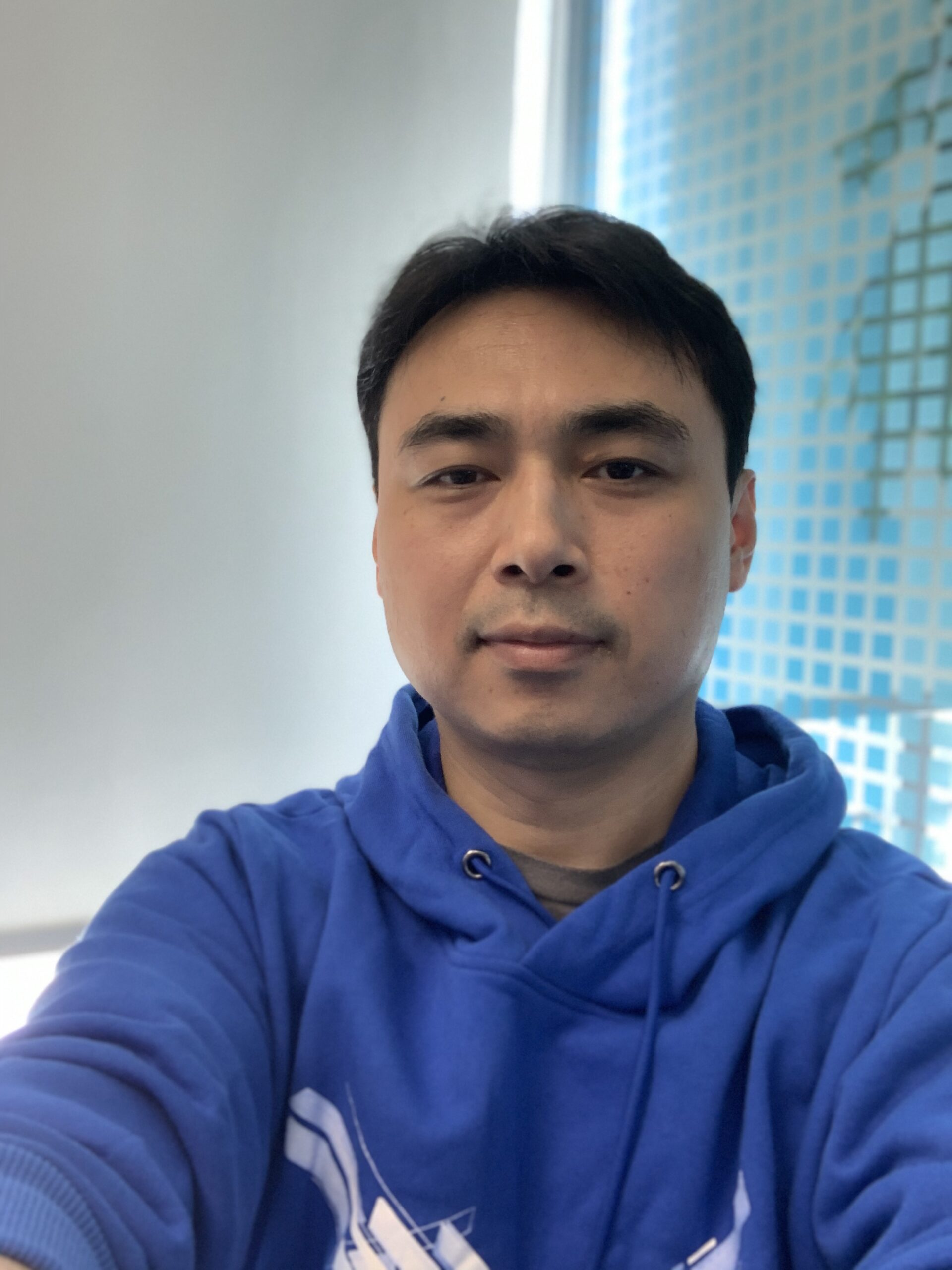 Jidong Long (龙继东)의 초상화