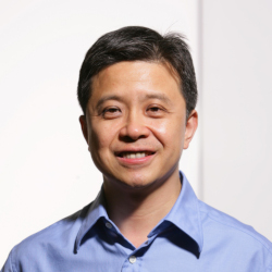 洪小文